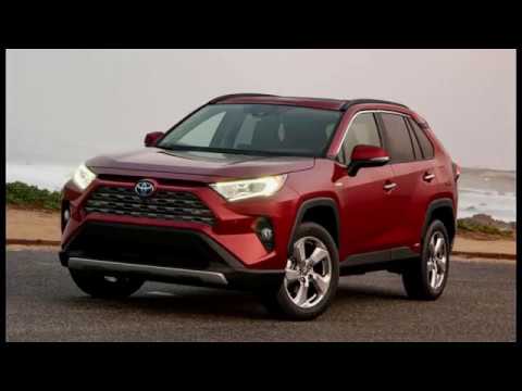 Видео: TOYOTA RAV4 2019 Установка защиты картера от компании ПАТРИОТ