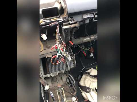 Видео: Замена радиатора печки мазда 3