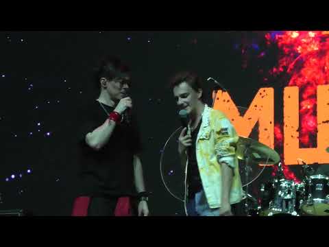 Видео: Ярослав Баярунас и Александр Казьмин "Середина" (мюзикл "Икар") - Geek & Music 13.07.24