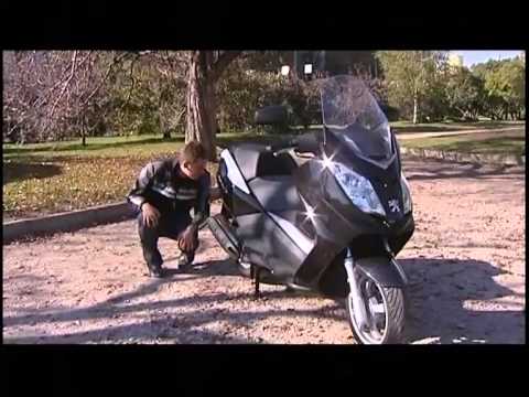 Видео: Наши тесты - Максискутер Peugeot Satelis 500