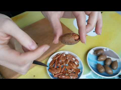 Видео: Как почистить орех Пекан в домашних условиях, чтобы получились две целые половинки