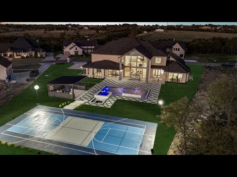 Видео: ВНУТРИ РОСКОШНОГО ТЕХАССКОГО ОСОБНЯКА С ЗАДНИМ ДВОРОМ В КУРОРТНОМ СТИЛЕ!