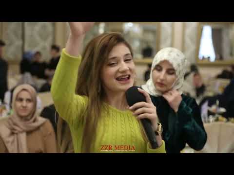 Видео: Хадижат Закарьяева на свадьбе