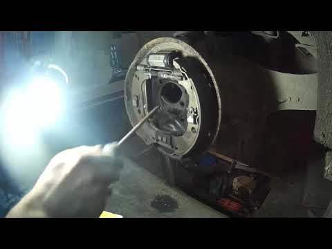 Видео: Форд Фокус 2 (FORD FOCUS 2) Замена заднего ступичного подшипника. Подробно.