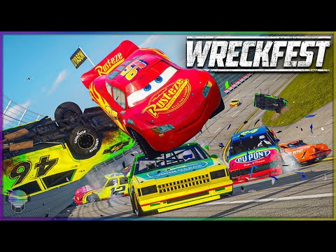 Видео: Маккуин возвращается в DEGA! | Wreckfest NASCAR Legends