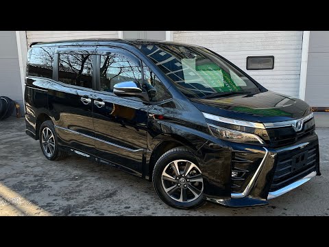 Видео: Купили на Японском аукционе Toyota Voxy 2018 год 4WD