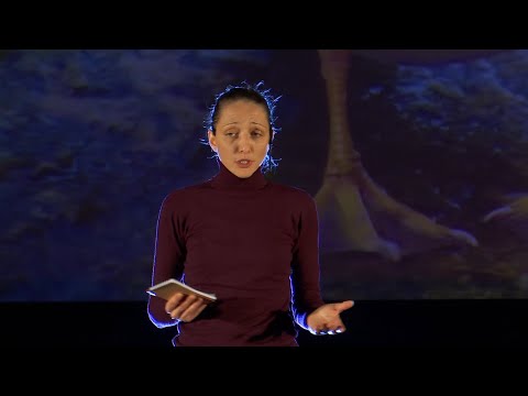 Видео: Ще се почувстваме по-добре, ако се усмихнем | Мартина Апостолова | TEDxSofia
