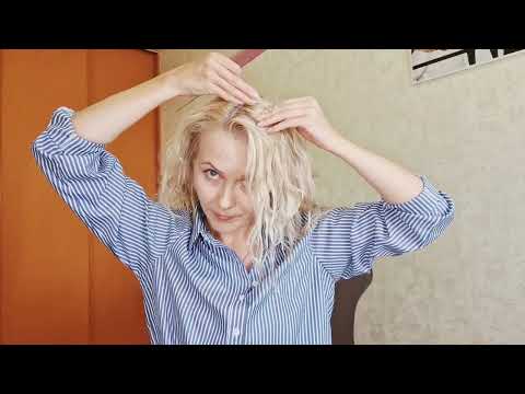 Видео: Причёска себе на вьющиеся, кудрявые волосы 💇‍♀️