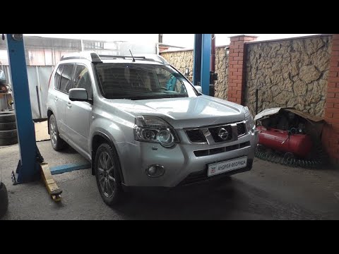 Видео: Замена троса ручного тормоза на Ниссан Х трейл 2014 года Nissan X TRAIL