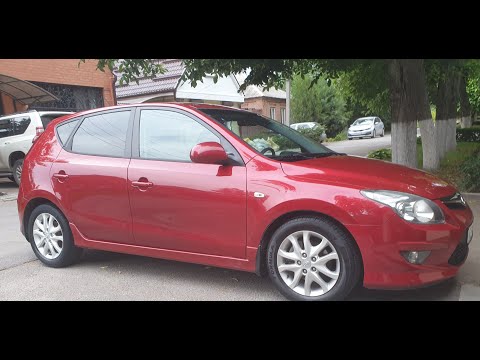 Видео: Hyundai i30  -  Как снять обшивку двери и ремонт ограничителей дверей