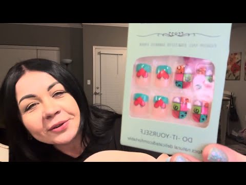 Видео: Как легко наклеить накладные ногти 💅🏻 Накладные ногти на  День Влюблённых 🫶🏻