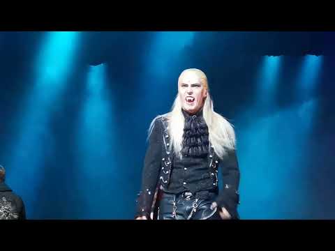 Видео: Бал вампиров. Вампиры приглашают на бал. 28.08.2022, вечер