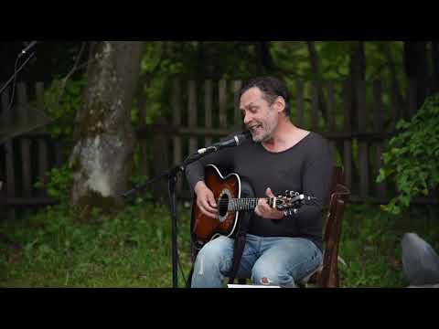 Видео: Зьміцер Вайцюшкевіч - Баю-бай