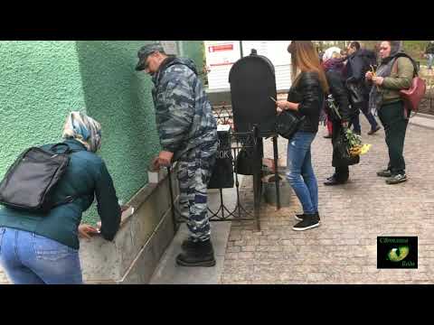Видео: #СПБ Часовня Ксении Блаженной Смоленское кладбище #Cветлана_Веда