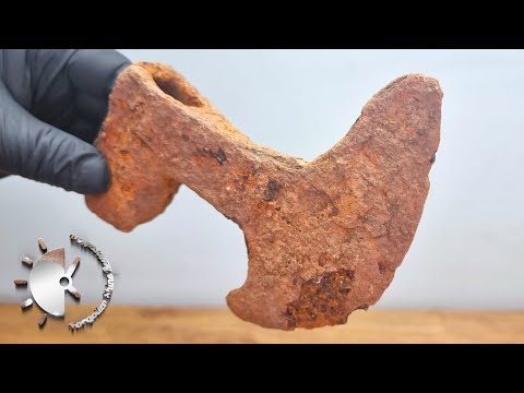 Видео: Восстановление топора [черный топор с черной рукояткой]