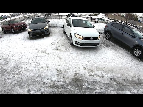 Видео: ЧТО ЛУЧШЕ? НОВЫЙ ПОЛО ИЛИ РИО СРАВНЕНИЕ БЮДЖЕТНЫХ АВТО!