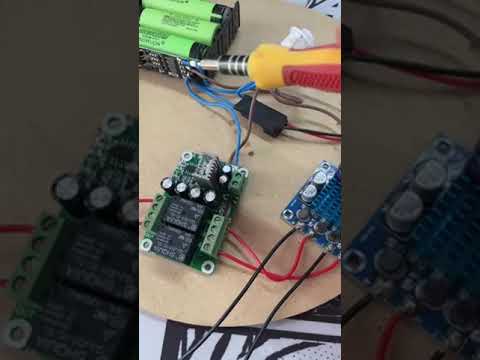 Видео: Плата защиты динамиков. Задержки включения (выключения).