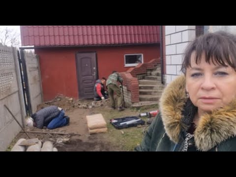 Видео: Продолжаем строить навес у дома. Мои закрома. Малосольные огурцы через 3 месяца.