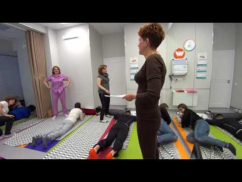 Видео: Метод Фельденкрайза: Урок "Поднятие головы"