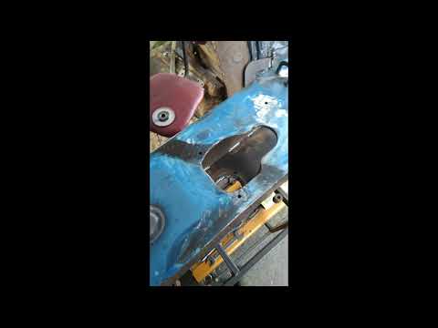 Видео: Ремонт колонны КМУ крана-манипулятора (TADANO). В Новосибирске.