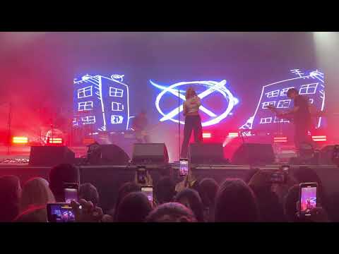 Видео: Mary Gu - Косички ( Санкт-Петербург, А2, 11.11.2022 )