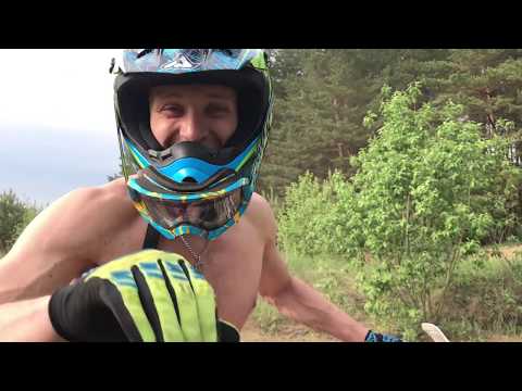 Видео: Дерзкий япошка Honda CR125R!!!