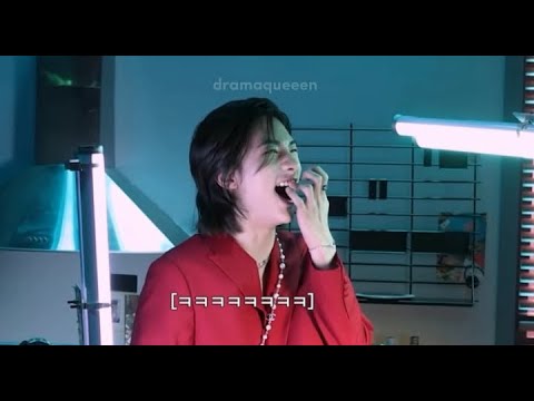 Видео: стрэй кидс дико шарят за domino