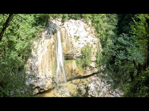 Видео: АГУРСКИЕ ВОДОПАДЫ-РЕКА АГУРА СОЧИ -август 2025 г