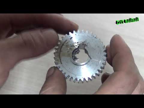 Видео: Колхозная шестерня испытания и какие резьбы режет? DIY WAI WAI