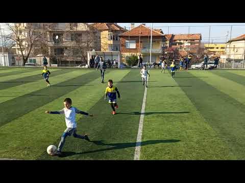 Видео: Петрич къп 2025г. / ФК "КОМИТИ" - ФК " ВЪЗРАЖДАНЕ 2022" краен резултат 1:2