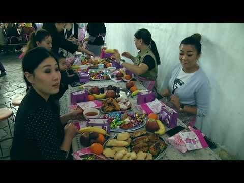 Видео: Дунганская кухня на свадьбе