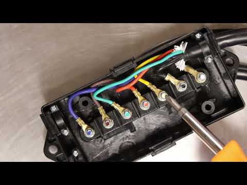 Видео: Объяснение распределительной коробки для прицепа на 7 путей