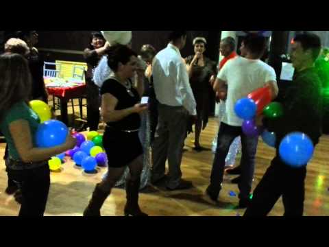 Видео: Энергозавод. С Новым 2015 годом!(снеговики 2)