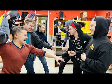 Видео: Битва Сборщиков! 🔥 Лучший игровой ПК за 100.000 рублей! Кто победит? 🤯