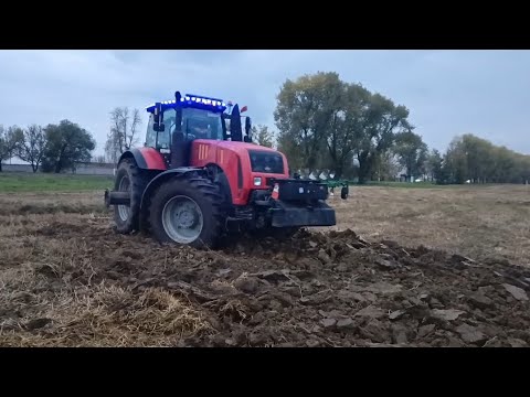 Видео: Вспашка/МТЗ 3522 + ППО-9-45