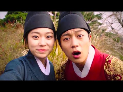 Видео: Мектеп оқушысы Өткенге оралып, Патшаға селфи жасауды үйретеді / казакша кино / кино шолу