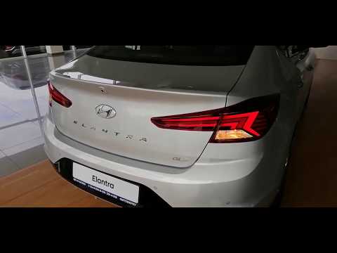 Видео: Hyundai Elantra AD facelift, комплектация Premium, открытие багажника (12.07.2019)