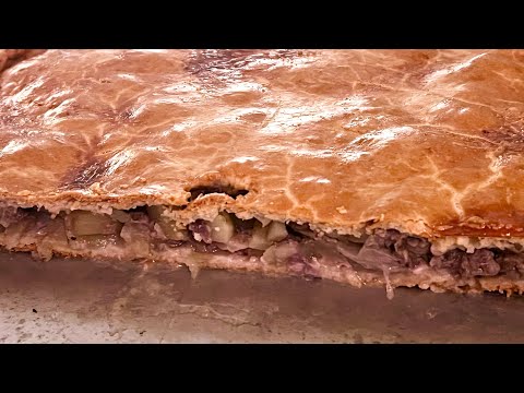Видео: Мясной пирог. Вы можете использовать это тесто с любой начинкой.