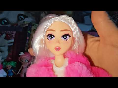 Видео: Кукла Glam Teens Хлоя с аксессуарами, от бренда Funky Toys, желанная, но интерактив не сработал