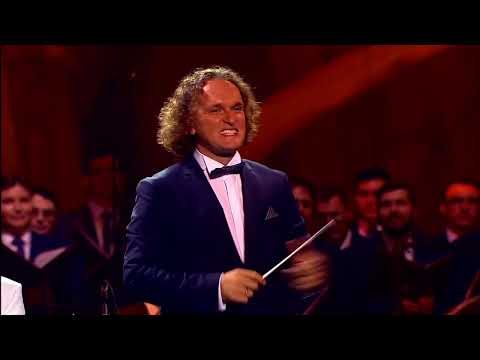 Видео: ЮРИЙ МЕДЯНИК - главный дирижер Тюменского Филармонического Оркестра