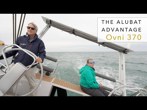 Видео: Экскурсия по алюминиевому паруснику Ovni 370