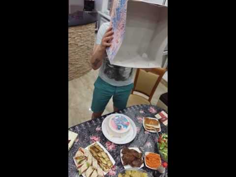 Видео: Самое трогательное признание в беременности