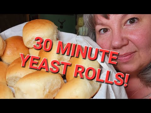 Видео: 30-минутные дрожжевые булочки