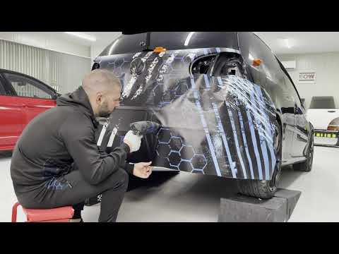 Видео: VW GOLF V R32 Turbo облепен с фолио / VW GOLF 5 R32 Turbo wrapped with custom print film