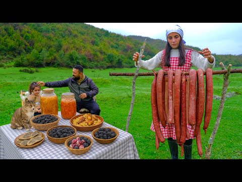 Видео: 24 часа в тандуре: копченые колбасы на год для семьи! Такое не купить нигде!