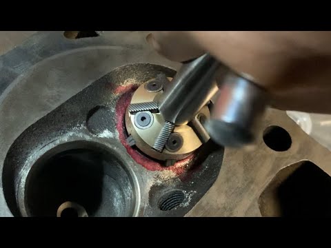 Видео: Ремонт головки блока цилиндров Jeep 4.0 с помощью фрез Neway! Часть 3: Восстановление, притирка, ...