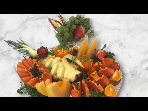 Видео: Fruit decorations,pineapple and apple swans🦢Оформление тарелки с фруктами. Лебеди из ананаса🦢