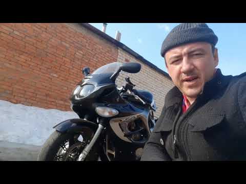 Видео: Замена масла, фильтров масляный и воздушный на suzuki GSX600F katana