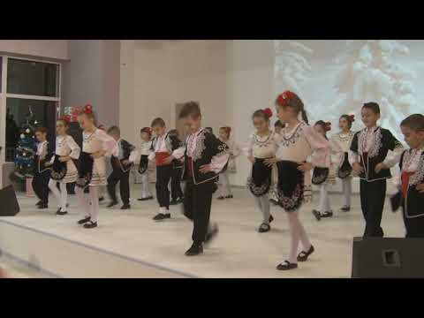 Видео: Коледен танц на 1Г клас при 49 ОУ 1080 x 1920