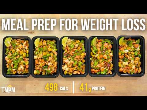 Видео: Эти куриные миски с соусом Шрирача и лаймом содержат 41 г белка и менее 500 калорий.